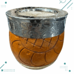 Mate Roma Cincelado Alpaca Cuero Tallado Calabaza (Color SUELA)